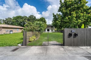 1523 Nw 38th St, Miami 1523 Nw 38th St, Miami