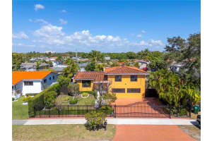 7941 Sw 18th Ter, Miami