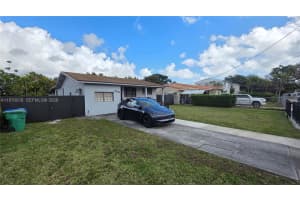3041 Nw 16th St Miami, FL 33125 - MLS#A11970039