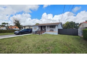 3041 Nw 16th St Miami, FL 33125 - MLS#A11970039