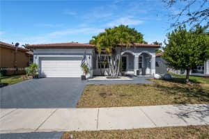 2132 Ne 38th Rd Homestead, FL 33033 - MLS#A11970040