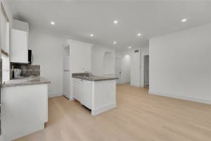 1027 Pennsylvania Ave 103 Miami Beach, FL 33139 - MLS#A11970060