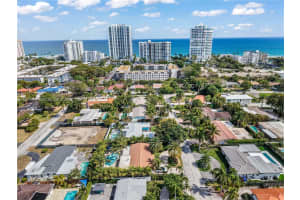 2037 Windward Dr Lauderdale By The Sea, FL 33062 - MLS#A11970068