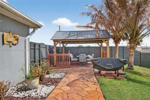 1220 Moore Run La Belle, FL 33935 - MLS#A11970078