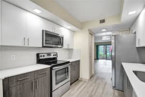 12750 Sw 4th Ct 111j Pembroke Pines, FL 33027 - MLS#A11970085