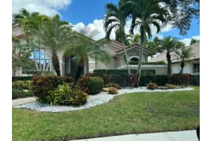 1040 Sandalwood Ln Weston, FL 33326 - MLS#A11970089