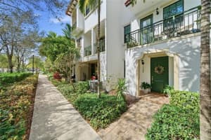 11349 Sw 14th St Pembroke Pines, FL 33025 - MLS#A11970106