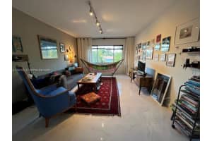 2230 Ne 56th Pl 227 Fort Lauderdale, FL 33308 - MLS#A11970115