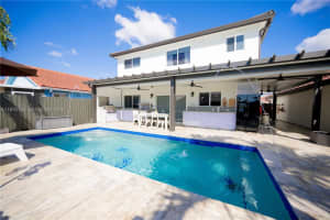 14276 Sw 177th St, Miami