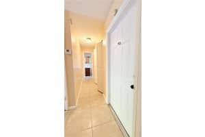 948 Sw 74th Ave 948 North Lauderdale, FL 33068 - MLS#A11970171