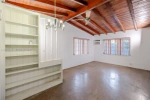 670 Se 1st St Hialeah, FL 33010 - MLS#A11970181