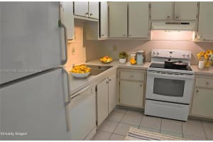 901 Hillcrest Dr 311 Hollywood, FL 33021 - MLS#A11970195