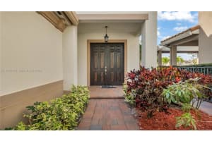 10120 N Lake Vista Ct Parkland, FL 33076 - MLS#A11970198