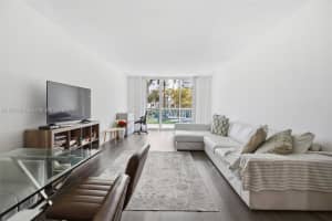 19390 Collins Ave 120 Sunny Isles Beach, FL 33160 - MLS#A11970206