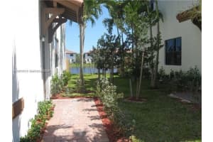 16585 Sw 42nd Way 16585 Miami, FL 33185 - MLS#A11970211