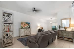 3327 Nw 10th Ave Pompano Beach, FL 33064 - MLS#A11970236