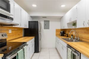 7933 West Dr 1025 North Bay Village, FL 33141 - MLS#A11970283