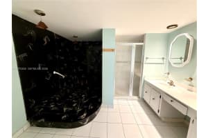 1833 S Ocean Dr 1202 Hallandale Beach, FL 33009 - MLS#A11970305