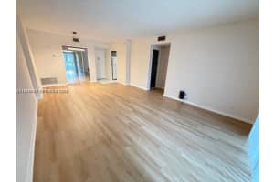 4200 Hillcrest Dr 206 Hollywood, FL 33021 - MLS#A11970335