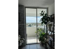 5050 NW 7th St APT 604, Miami, FL 33126, - MLS#A11970343