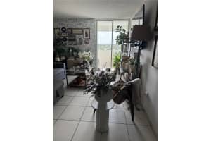 5050 NW 7th St APT 604, Miami, FL 33126, - MLS#A11970343