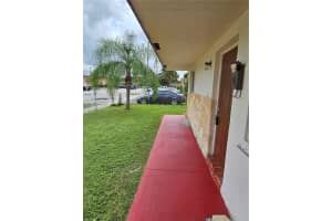 5820 Nw 19th St B Sunrise, FL 33313 - MLS#A11970350