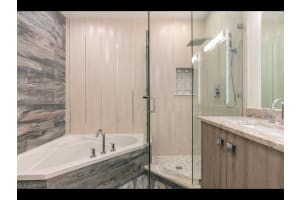 621 Ne 8th Ave Fort Lauderdale, FL 33304 - MLS#A11970394