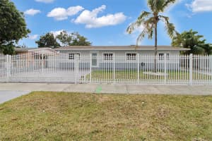 11740 Sw 182nd Ter Miami, FL 33177 - MLS#A11970410