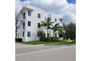 2651 Ne 212th Ter 105 Miami, FL 33180 - MLS#A11970416