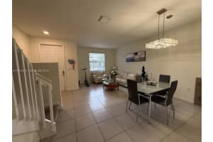 9386 W 33rd Ln Hialeah, FL 33018 - MLS#A11970424