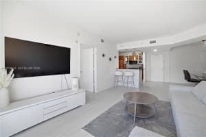 2775 NE 187th St APT 625, Aventura, FL 33180, - MLS#A11970434