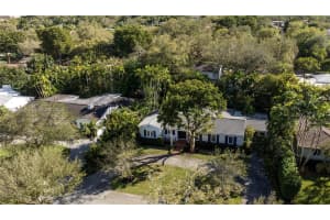 1350 Mendavia Ave Coral Gables, FL 33146 - MLS#A11970541