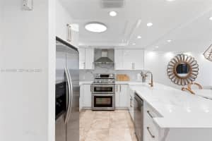 5701 Collins Ave APT 310, Miami Beach, FL 33140, - MLS#A11970590