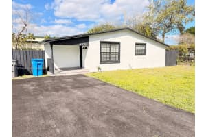 4021 Sw 27th St West Park, FL 33023 - MLS#A11970595