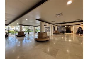 5005 Collins Ave 825 Miami Beach, FL 33140 - MLS#A11970601