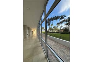 5005 Collins Ave 825 Miami Beach, FL 33140 - MLS#A11970601