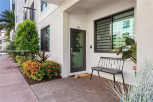 4745 Nw 84th Ct 18 Doral, FL 33166 - MLS#A11970604