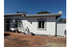 MLS# A11970617, Hialeah, Florida 33013