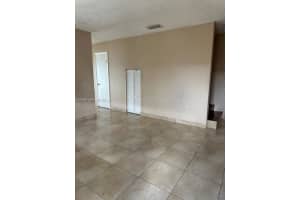 1521 W 42nd Pl 18 Hialeah, FL 33012 - MLS#A11970639