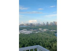 15051 Royal Oaks Ln 2003 North Miami, FL 33181 - MLS#A11970654