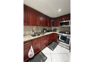 10090 Nw 80th Ct 1206 Hialeah Gardens, FL 33016 - MLS#A11970664