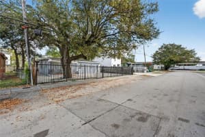 2741 Nw 43rd Ter Miami, FL 33142 - MLS#A11970689