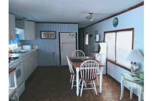 261 Burgundy Dr Tavernier, FL 33070 - MLS#A11970697