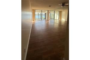 201 Lake Pointe Dr 202 Oakland Park, FL 33309 - MLS#A11970708