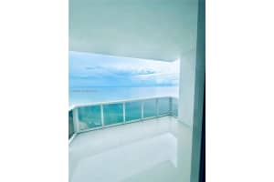 Trump Royale, 18201 Collins Ave APT 4808, Sunny Isles Beach, FL 33160, - MLS#A11970723