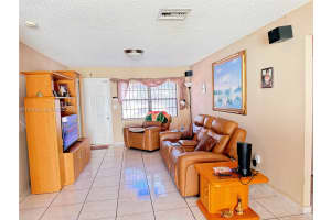 4445 Sw 136th Pl Miami, FL 33175 - MLS#A11970725