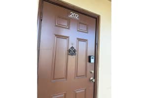 2721 N Pine Island Rd 202 Sunrise, FL 33322 - MLS#A11970734