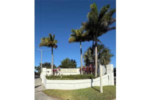 201 Lake Pointe Dr 202, Oakland Park