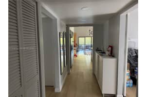 364 Fairway Cir 42 Weston, FL 33326 - MLS#A11970775