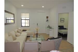 11301 Nw 88th Ter Doral, FL 33178 - MLS#A11970781